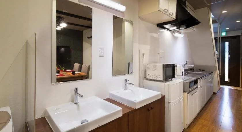 Tsumugi Hostel Enmachi