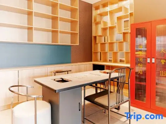 Super 8 Selected Hotel (Alar Tarim University Branch)