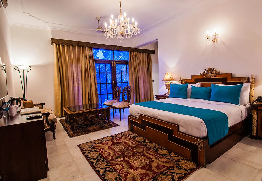 Hotel Africa Avenue Anand Lok