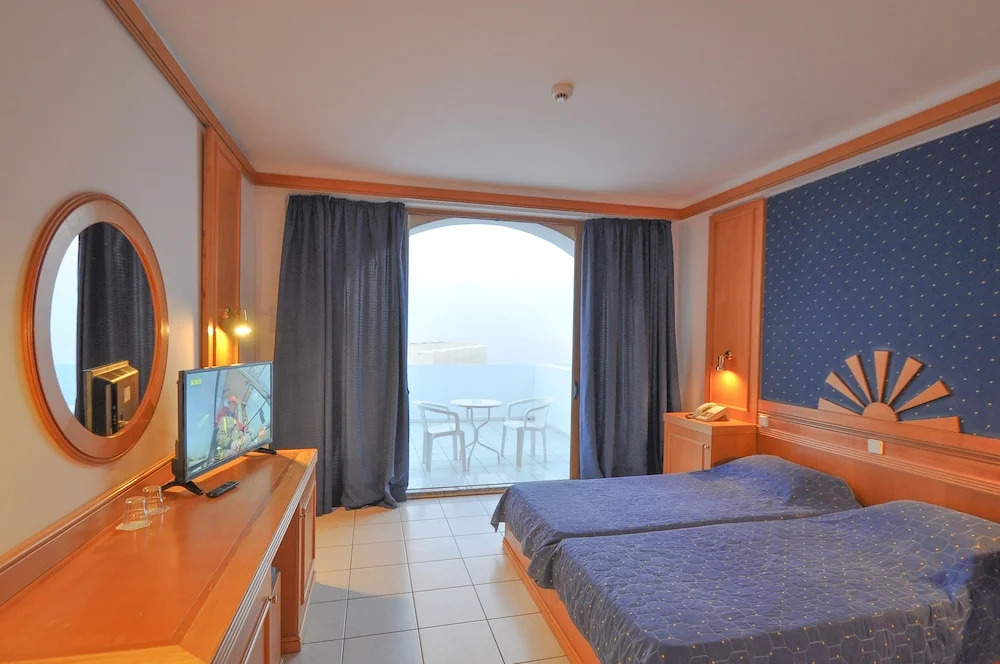 Alfa Beach Hotel