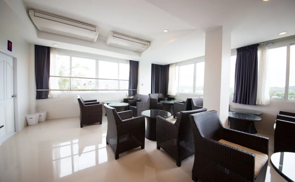 Lulu Hotel
