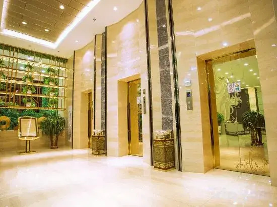 Zhangye Tianwei International Hotel (High-speed Railway West Station)