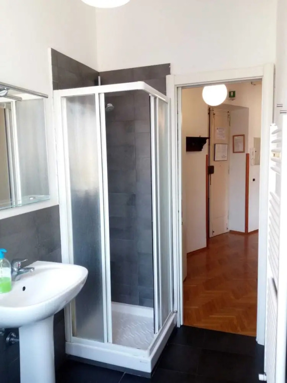 Large Vatican Apartment with 3 bedroom