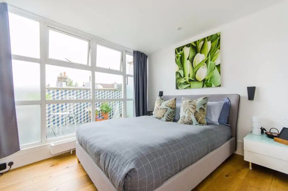 Loft in Clapham Junction Accommodates 4