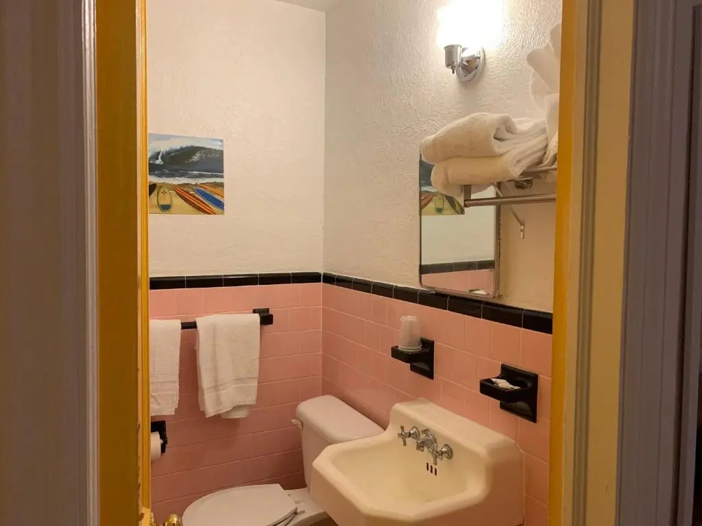 Sunshine Motel