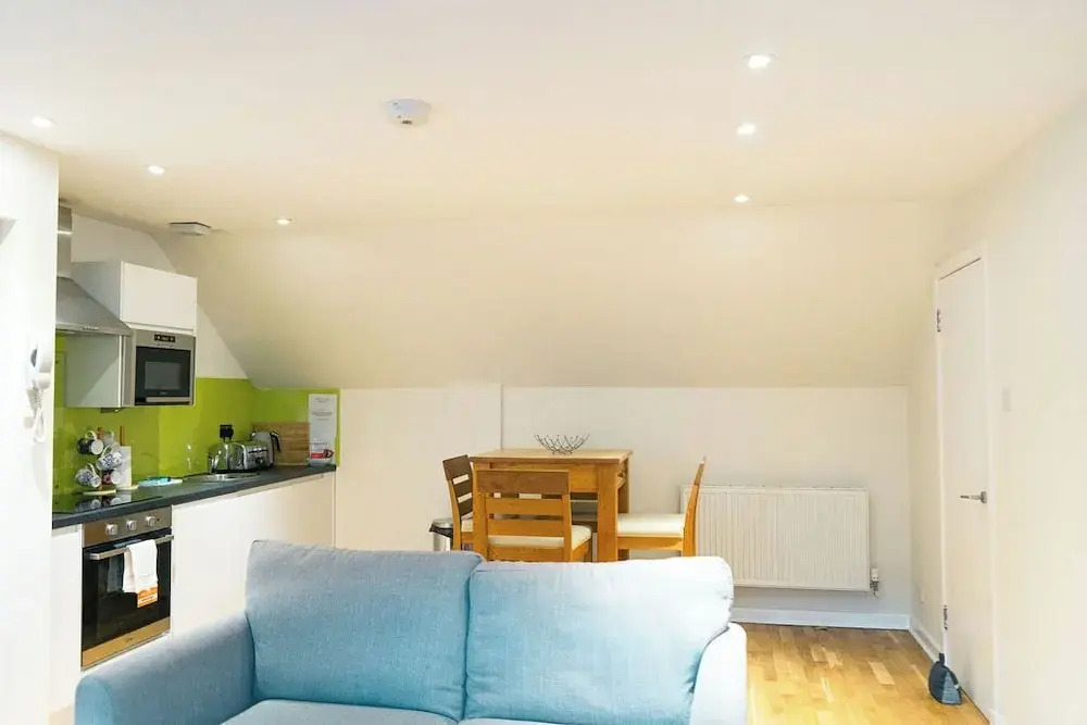 JOIVY Adorable Flat Near Fountain Park W/ Parking