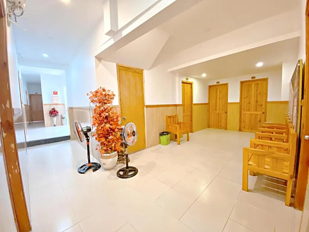Hotel Minh Hang