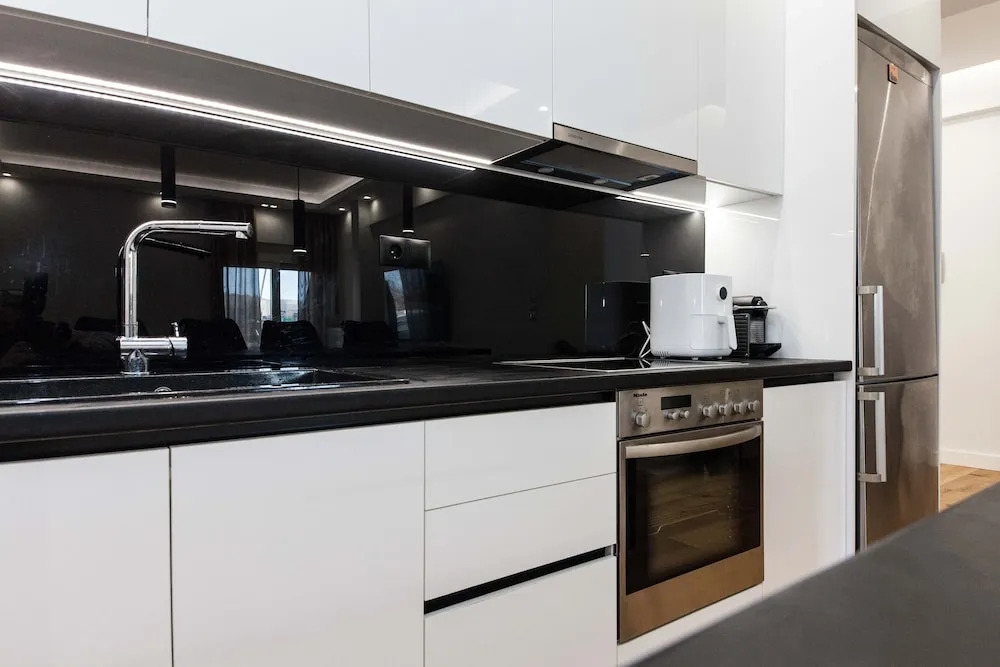 Kallithea Modern Living w Designer Touch