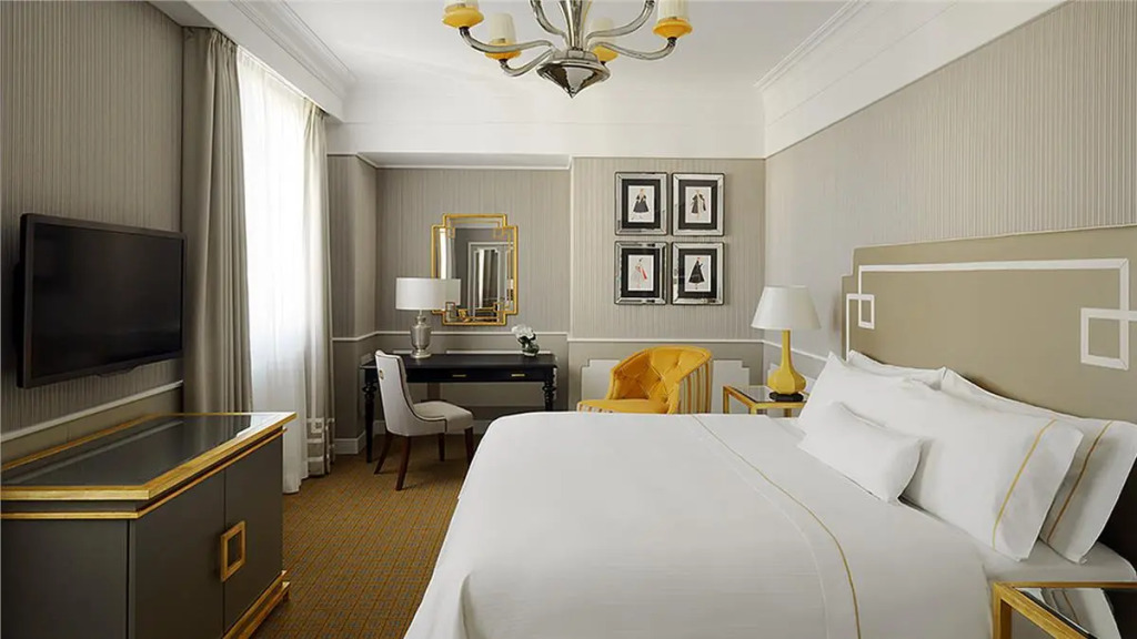 Отель The Westin Palace, Milan