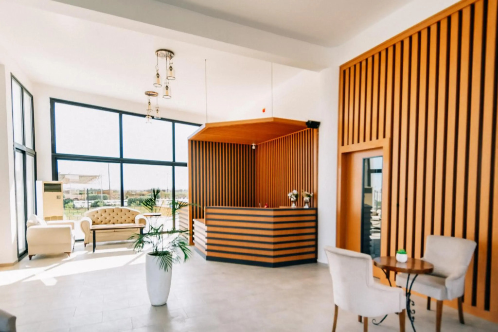 Cezar's Airport Hotel