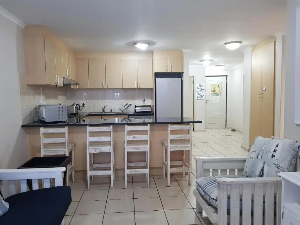Point Village Accommodation - Santos 18