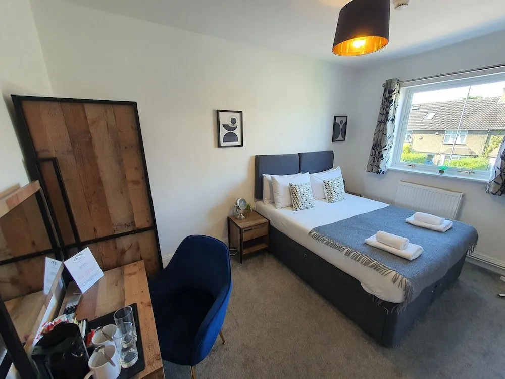 North Cambridge Guesthouse- Paymn Club