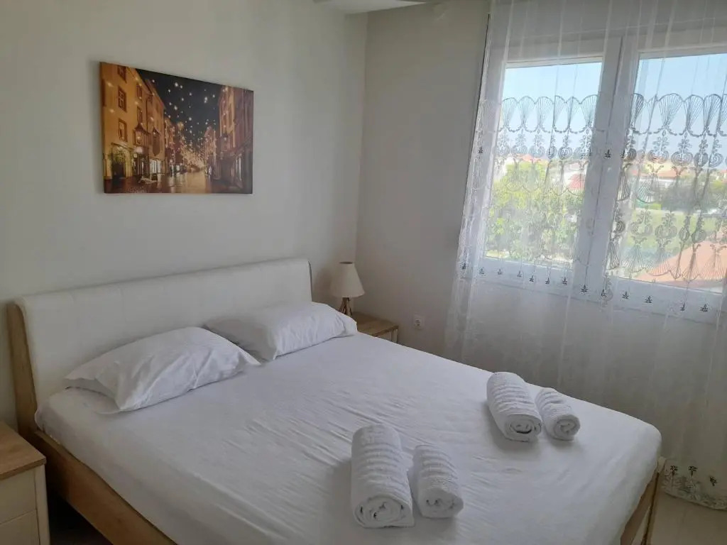 Summer Suites