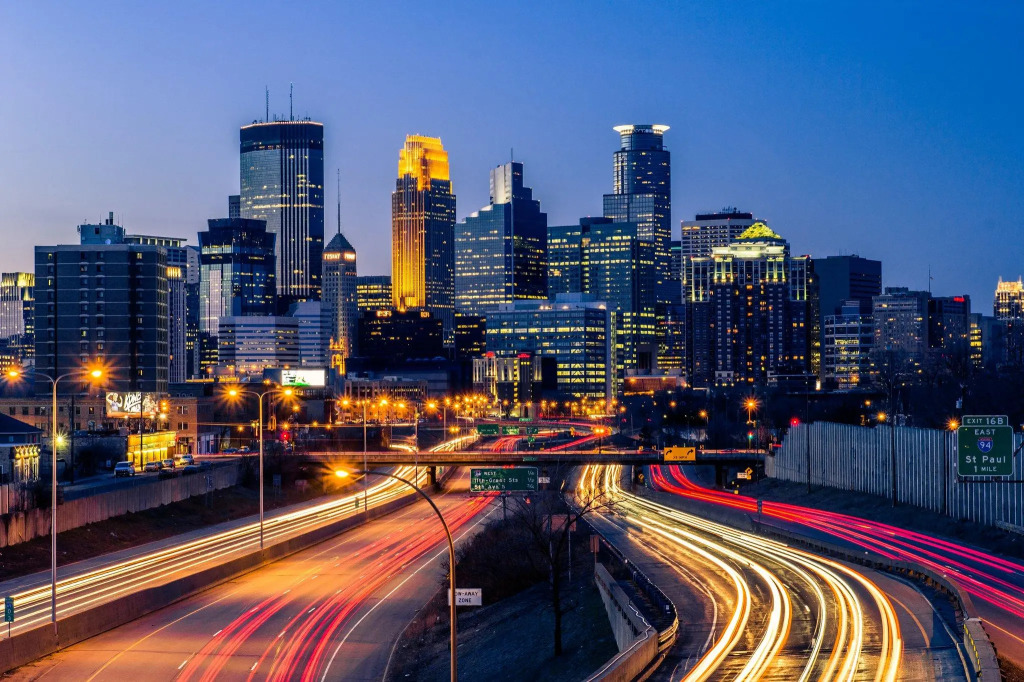 Holiday Inn Express & Suites Minneapolis - West End by IHG