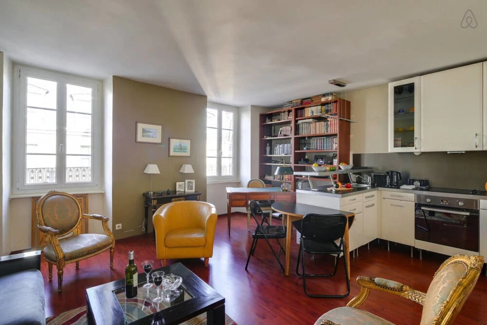 Amazing Le Marais Flat - 2 Mins to Hôtel de Ville