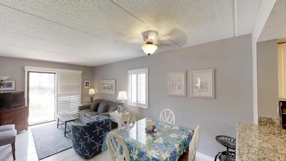 Ocean and Racquet Club 5112 2 Bedrooms 2 Bathrooms Condo