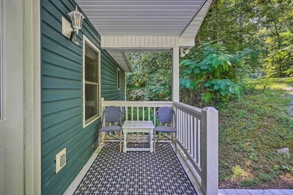 Peaceful Sevierville Home w/ Private Hot Tub!