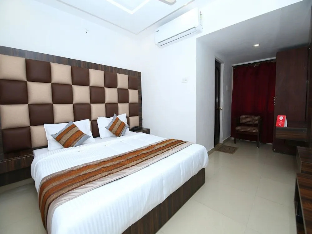 Hotel Surya