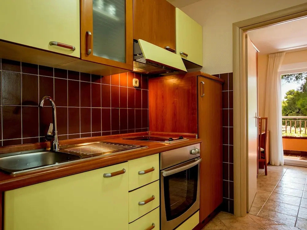 Tidy Apartment with Ac, Just 12 Km. From Sibenik