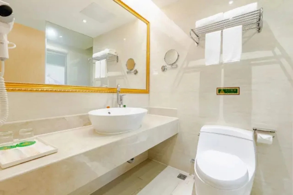 Vienna International Hotel Guangdong Foshan  Shishan Nanhai Sports Center