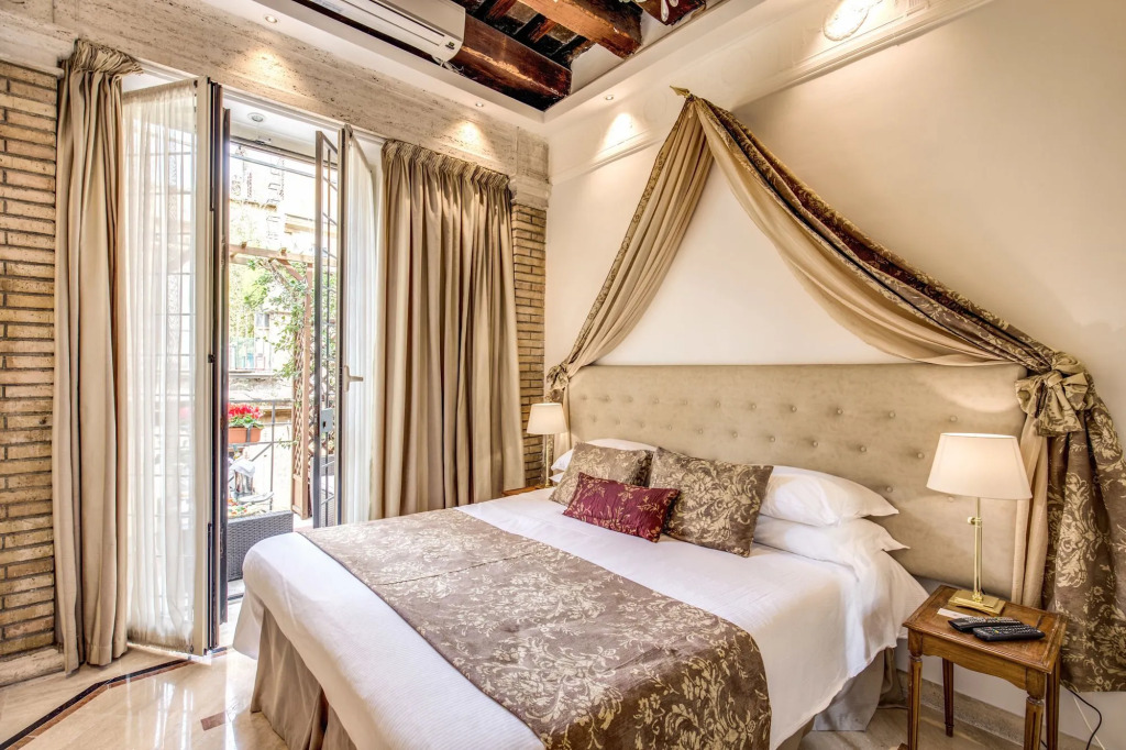 Pantheonview - Luxury Suites