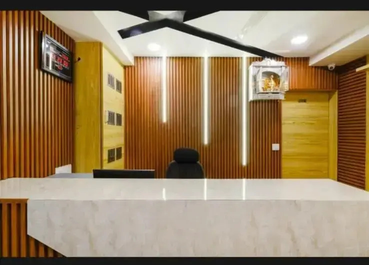 HOTEL SAFARI INN