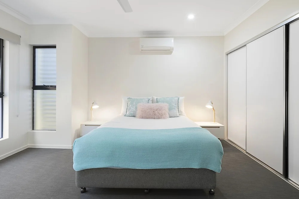 WHITSUNDAY Spacious & Comfortable, Moments from Picturesque Boardwalk
