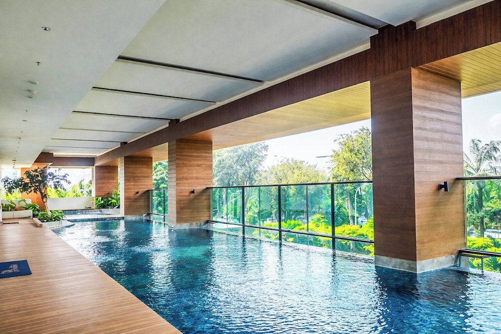 Chic And Lovely 2Br At Apartment Capitol Suites