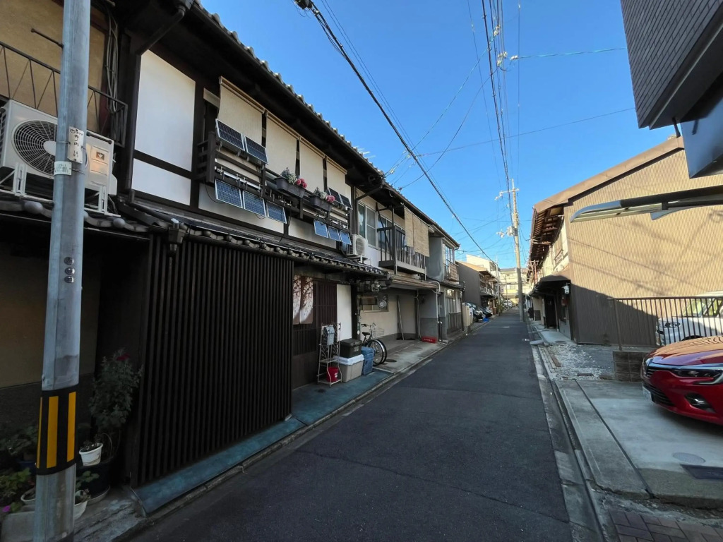 西陣之郷 Nishijin no Sato - Smart & Slow life in 100yrs Kimono Arthouse -