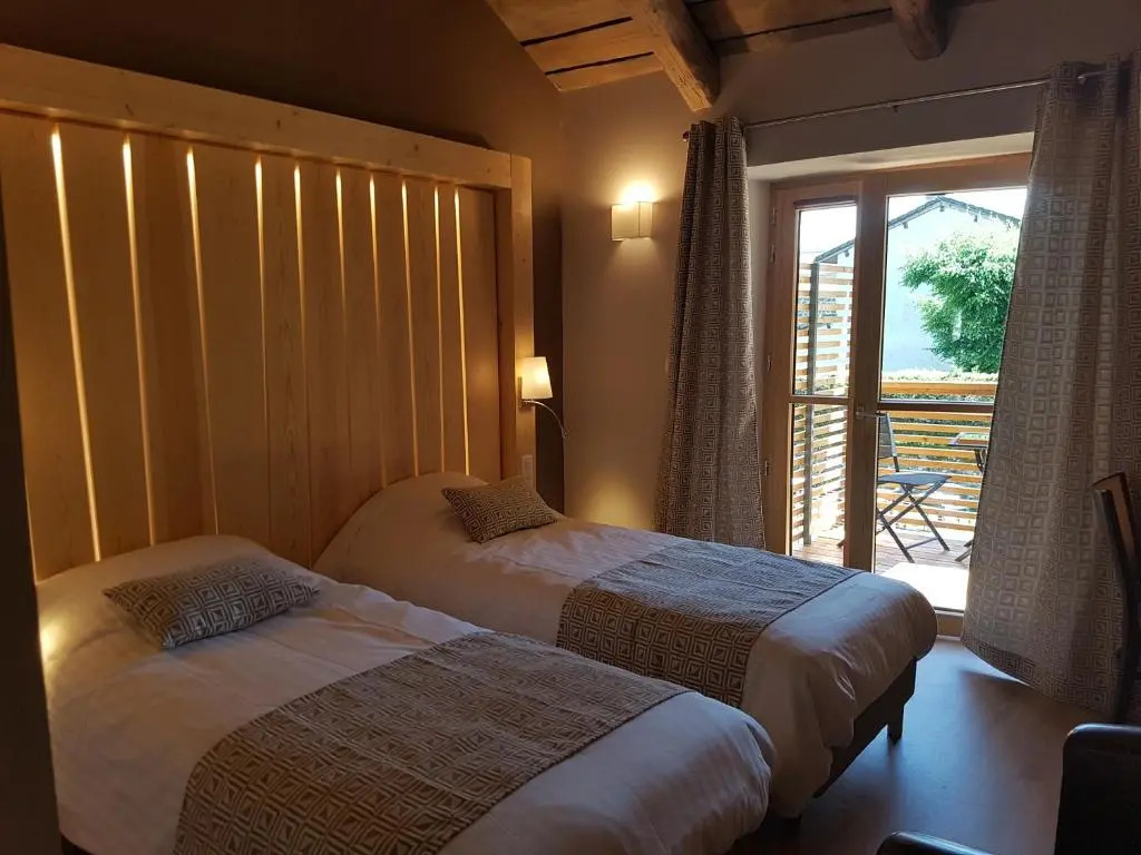 Logis SPA Hotel Restaurant De La Poste