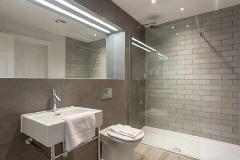Torphichen Street 5 City Centre 2bed Apt