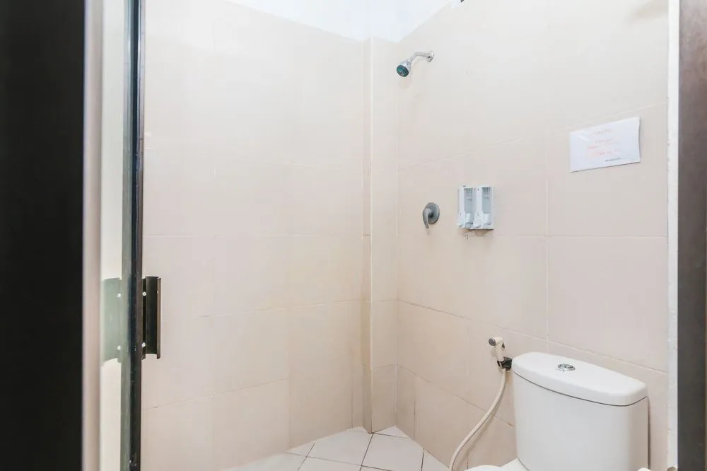ZenRooms Denpasar ByPass Suwung