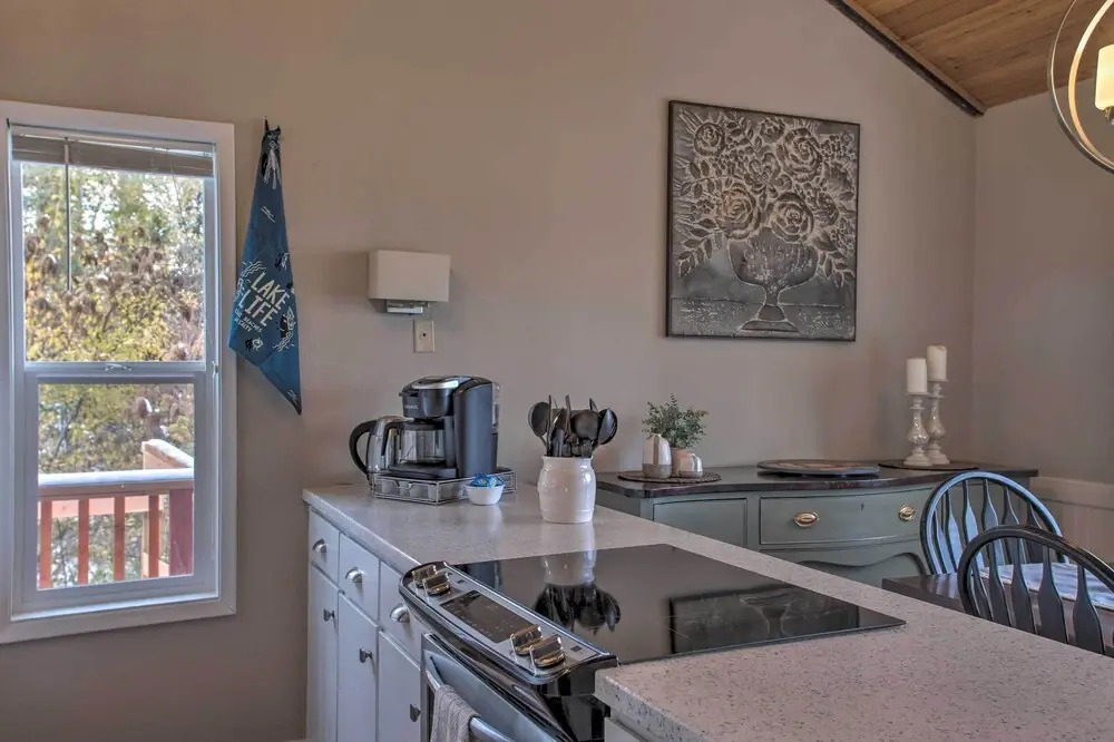 Hillside Home w/ Dock ~ 8 Mi to Coeur D'alene!