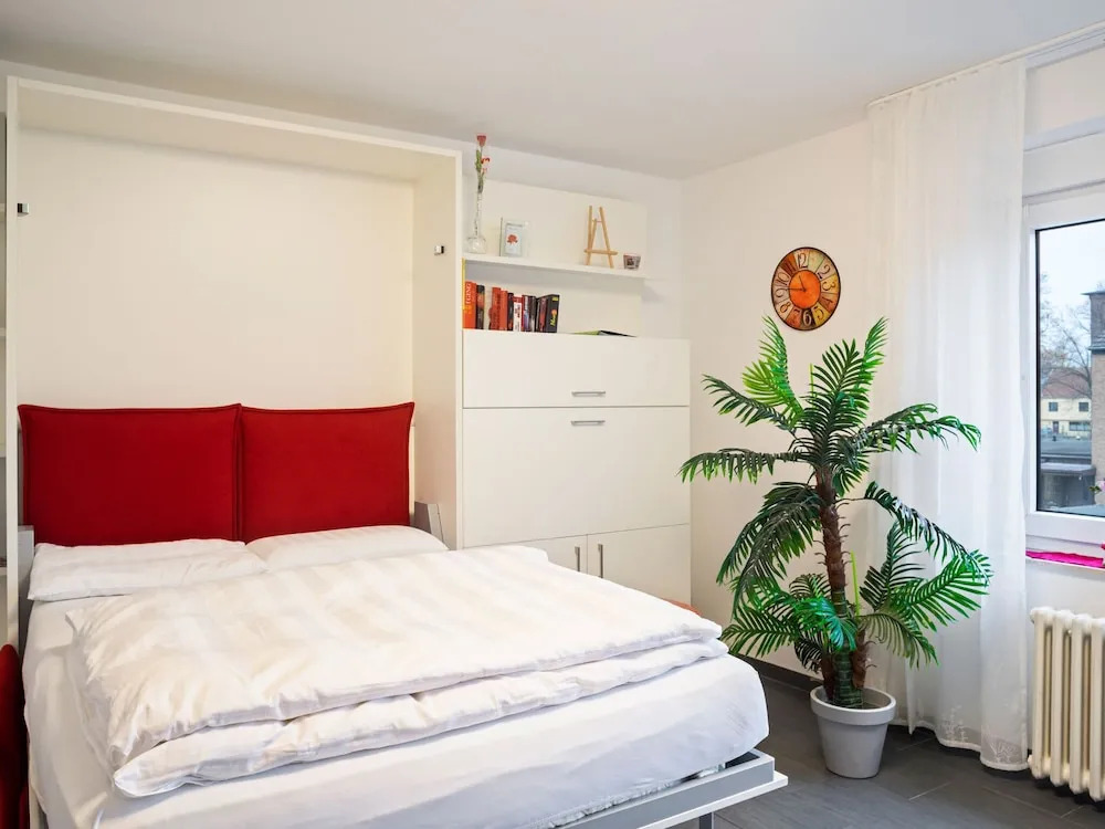 Lovely Apartment in Duisburg near Forest