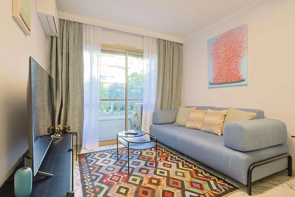 324 Le Fleuri in Cannes