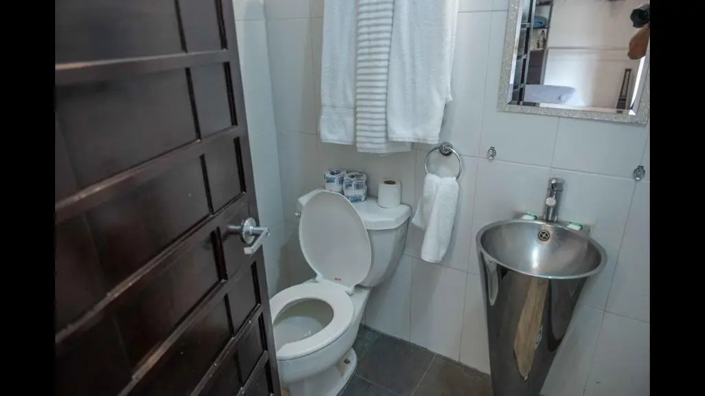 4 Master Suite for 2 People