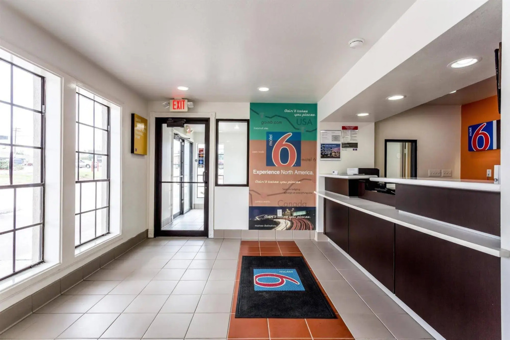 Motel 6-Bryan, TX - College Station