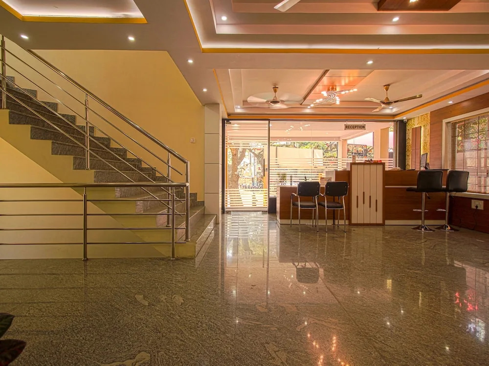 HOTEL PRAKAASH COMFORTS