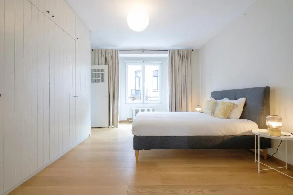 Bright 1 bedroom flat near European Institutions