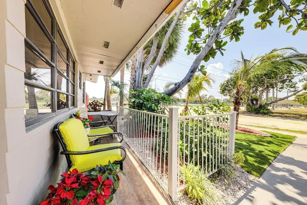 Walk to Dining & Shopping: Pompano Beach Home!