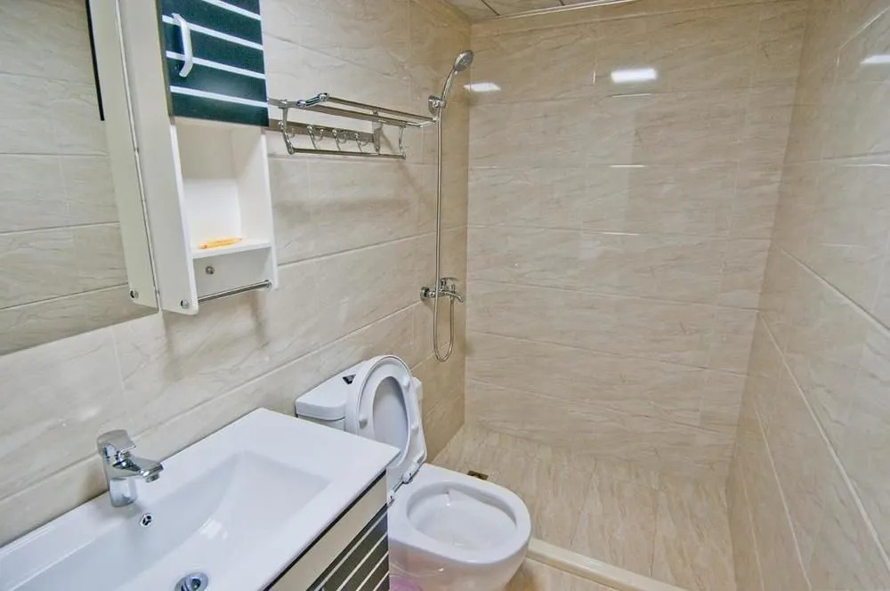 E Home Hotel