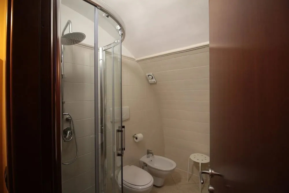 Hotel 7 Camere