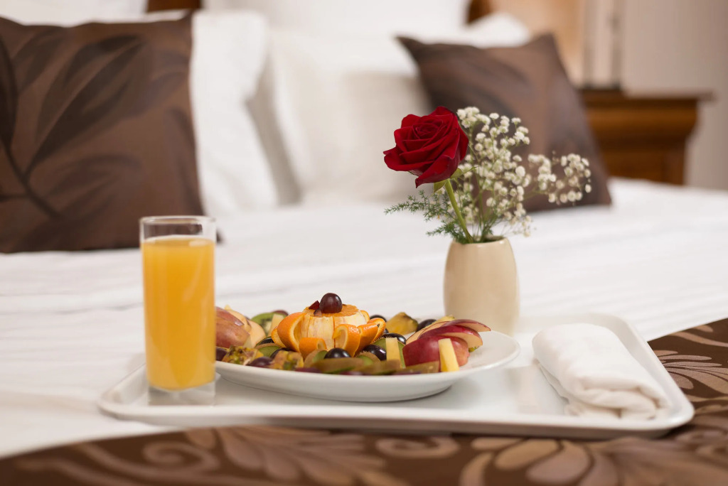 Hotel Athos R.M.T