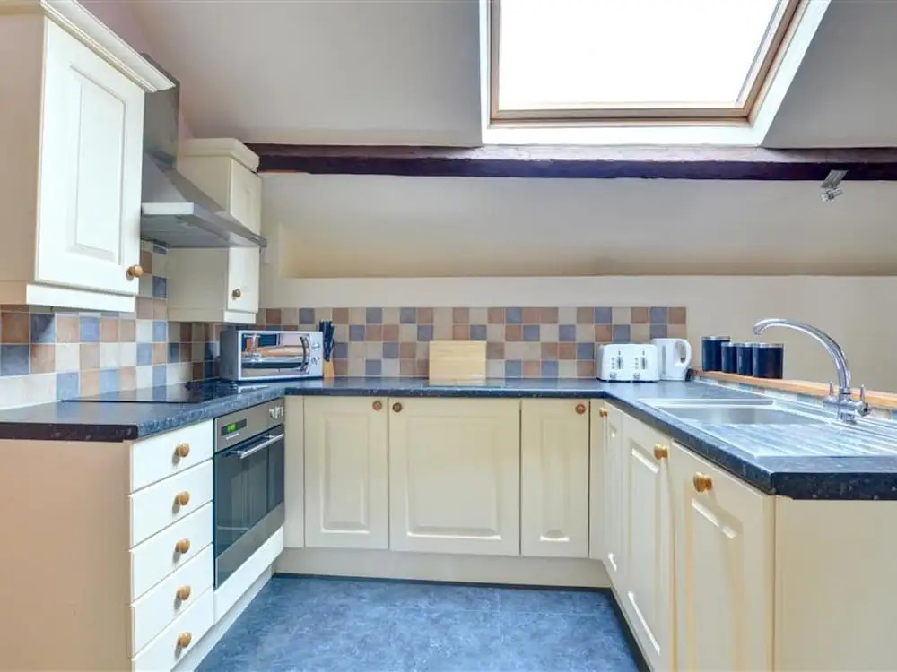 Scenic Holiday Home in Abergele With Terrace, Garden, Pond