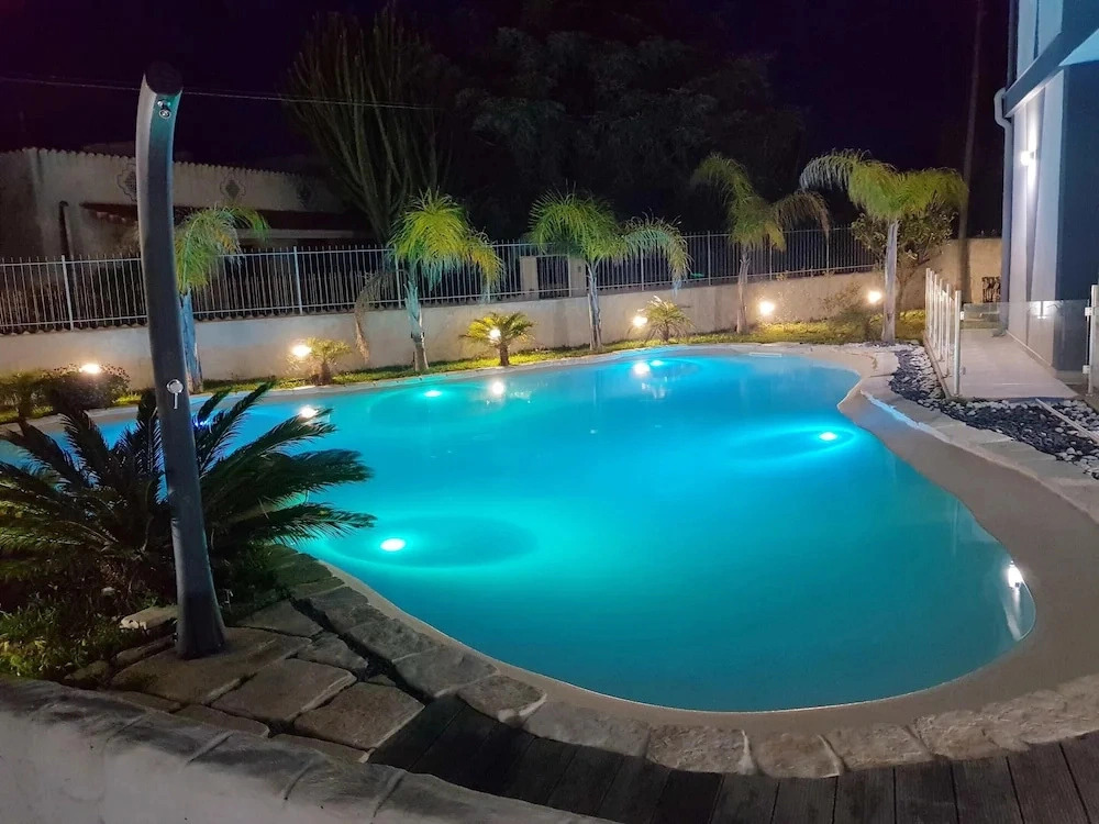 Villa with 3 Bedrooms in Fontane Bianche, with Wonderful Sea View, Private Pool And Enclosed Garden - 200M From the Beach