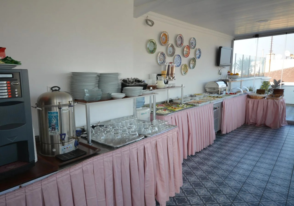 Flower Palace Hotel