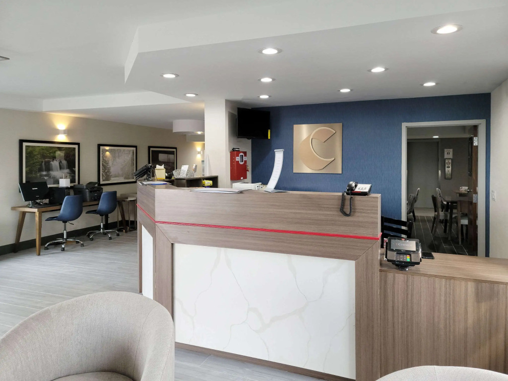 Comfort Inn & Suites Wyomissing-Reading