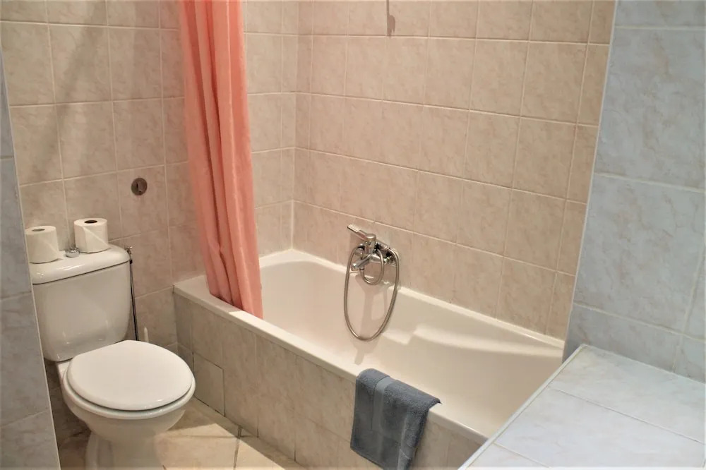 British Style and Central 1 Bedroom