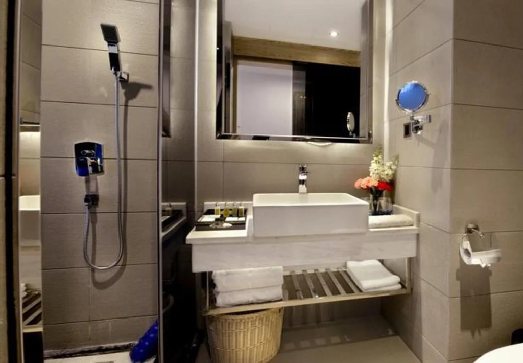 Howdy Smart Hotel