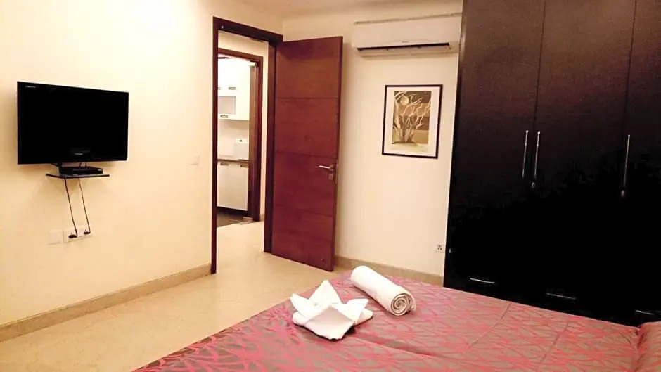Woodpecker Service Apartments - Green Park